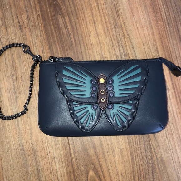 Coach butterfly 🦋 wristlet. - Picture 3 of 7